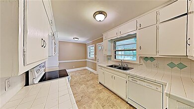 228 Brierwood Rd, Statesville, NC 28677 - photo 5