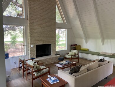 412 Lebouf Rd, Utopia, TX 78884 - photo 4