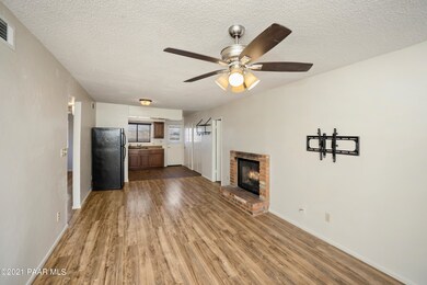 006_Living room