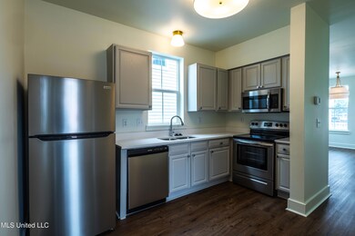 2207 Government St unit 1, Ocean Springs, MS 39564 - photo 4