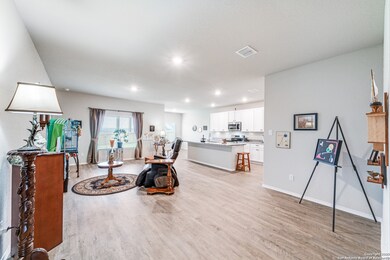 250 Landing Ln, New Braunfels, TX 78130 - photo 5