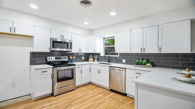 609 Rankin Dr, Bedford, TX 76022 - photo 3