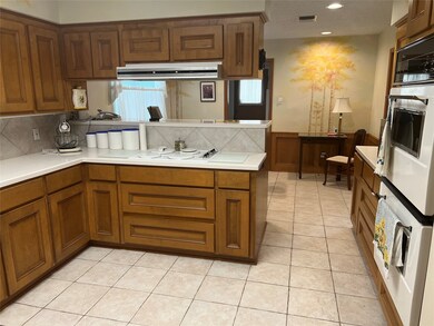 1802 Hawthorn Dr, Richmond, TX 77469 - photo 5