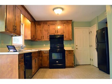 Eat In Kitchen