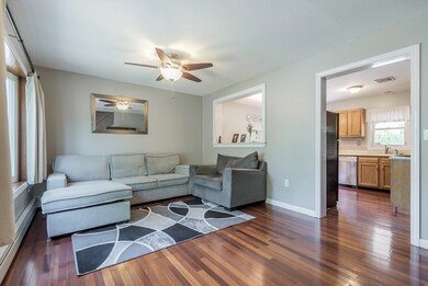 51 Saint Botolph St unit 51, Haverhill, MA 01832 - photo 3