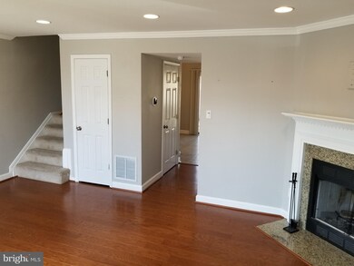 628 Burlington Ct, Edgewood, MD 21040 - photo 4