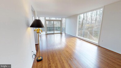 3321 Prince Charles Ct, Falls Church, VA 22044 - photo 6