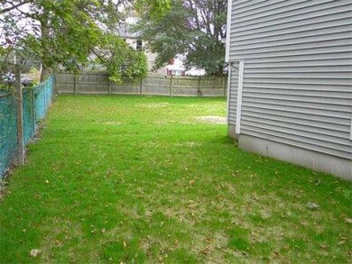 43 Hemlock St, Brockton, MA 02302 - photo 2