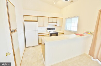 12947 Grays Pointe Rd unit C, Fairfax, VA 22033 - photo 6