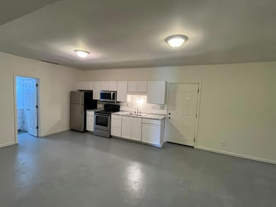 8. Kitchen, Dinette