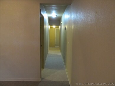 108 N Dorothy Ave, Claremore, OK 74017 - photo 4