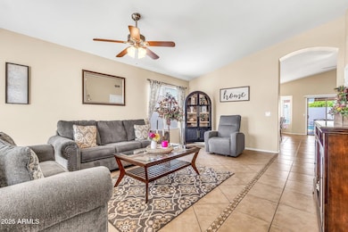 2249 E Manor Dr unit I, Gilbert, AZ 85296 - photo 5