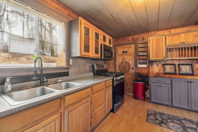 Newly Updated Kitchen!