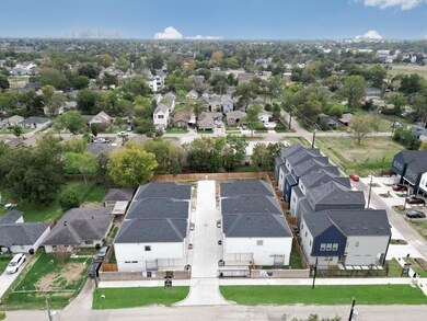 412 E Neyland St unit B, Houston, TX 77022 - photo 3