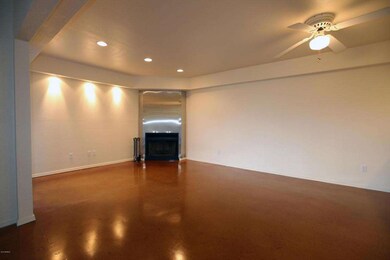 4 Living Room