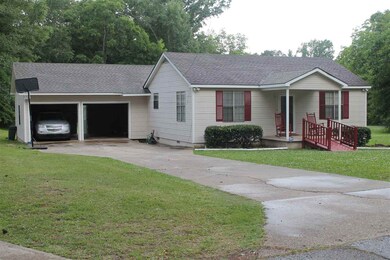 218 St Charles St, Hazlehurst, MS 39083 - photo 2