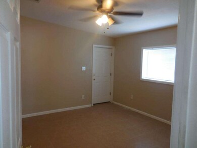 1646 N Arrowhead Dr unit 3, Chandler, AZ 85224 - photo 2