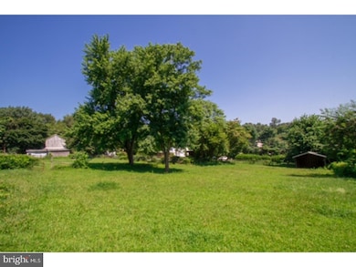 706 Freemansville Rd, Reading, PA 19607 - photo 4