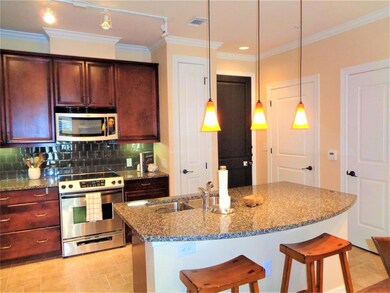 Entrance - Kitchen