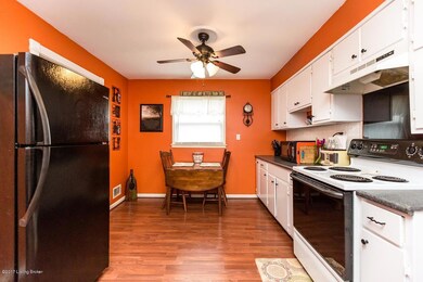 6505 Pagoda Ct, Louisville, KY 40229 - photo 7