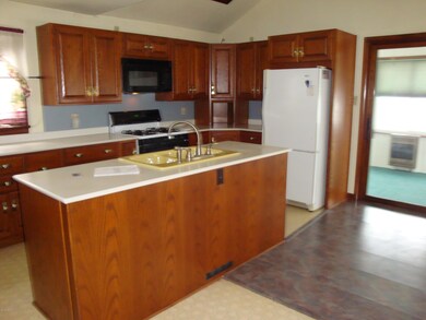 308 E 3rd St, Watsontown, PA 17777 - photo 6