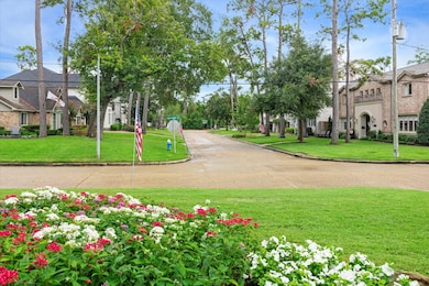 13110 Hermitage Ln, Houston, TX 77079 - photo 5