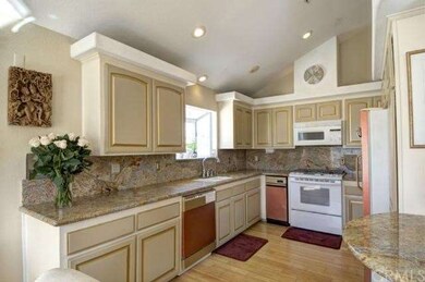 Open Kitchen and Granite Counters