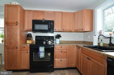 510 Hillsmere Dr, Annapolis, MD 21403 - photo 7