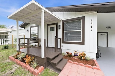 5317 Dixie Dr, Naples, FL 34113 - photo 2