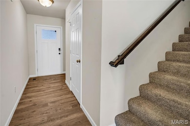 332 Crestfield Ct, Saint Charles, MO 63301 - photo 3