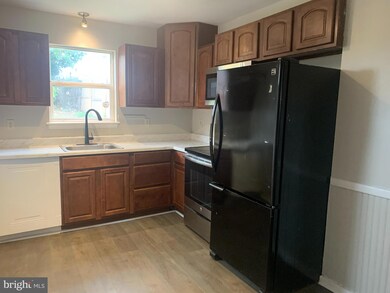 53 Beech St, Pottstown, PA 19464 - photo 5