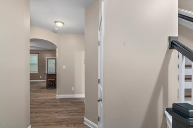 CD0DE7C6-8077-4C80-8E32-1825477BC69D