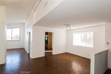 22527 Cass Ave, Woodland Hills, CA 91364 - photo 4