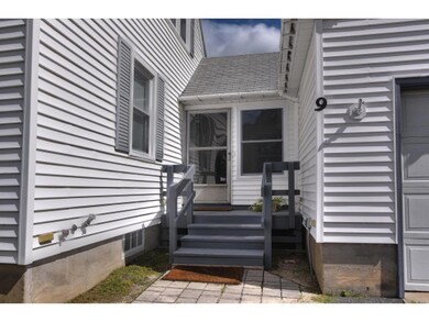 9 Knollcrest Rd, Goffstown, NH 03045 - photo 2