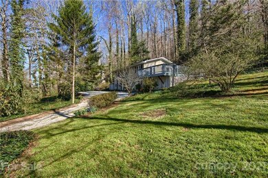 670 Salisbury Rd, Hendersonville, NC 28792 - photo 5