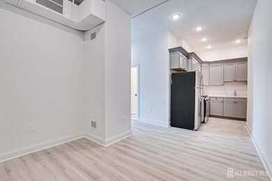 21 Station Place unit 206, Metuchen, NJ 08840 - photo 6