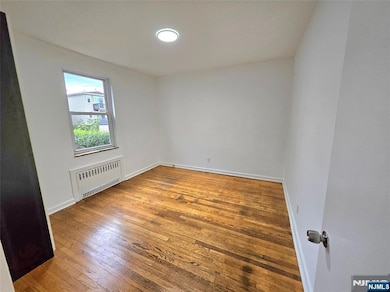 249 Riverview Place unit C, Cliffside Park, NJ 07010 - photo 6