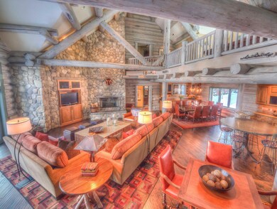 LIVING RM FROM ABOVE