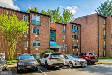 11835 Shire Ct unit 22C, Reston, VA 20191 - photo 3
