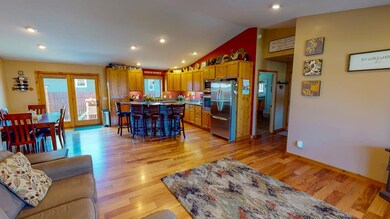 3114 Twin Creek Trail Ave unit 74, Cody, WY 82414 - photo 5