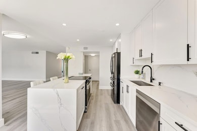 Cloister Del Mar unit 152, Boca Raton, FL 33432 - photo 5