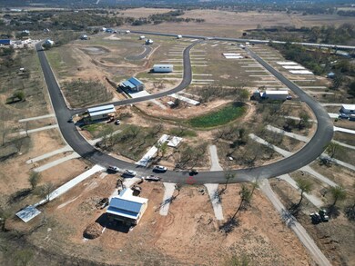 230 Resort Ct unit 230, Fredericksburg, TX 78624 - photo 2
