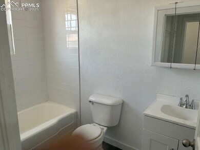 1200 E Abriendo Ave, Pueblo, CO 81004 - photo 7