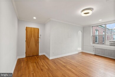 939 Longfellow St NW unit 305, Washington, DC 20011 - photo 3