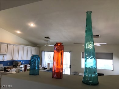 3467 White Mountain St, Las Vegas, NV 89117 - photo 4