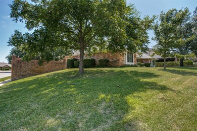 420 Eagle Dr, Bedford, TX 76021 - photo 4