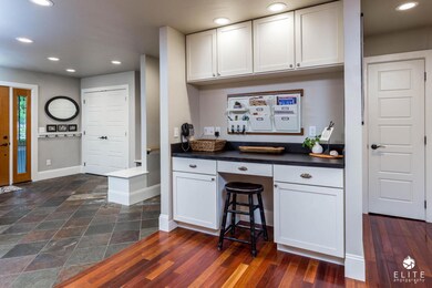 Kitchen offoce