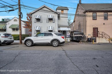 2043 Delaware St, Dunmore, PA 18512 - photo 2