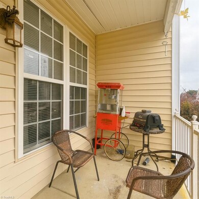 1328 Kershaw Loop unit 101, Fayetteville, NC 28314 - photo 6