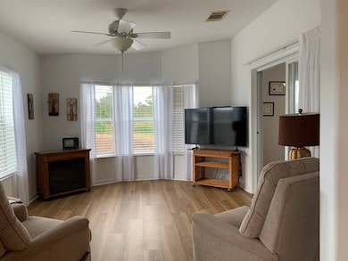 327 Belle Grove St unit 327A, Lake Placid, FL 33852 - photo 5